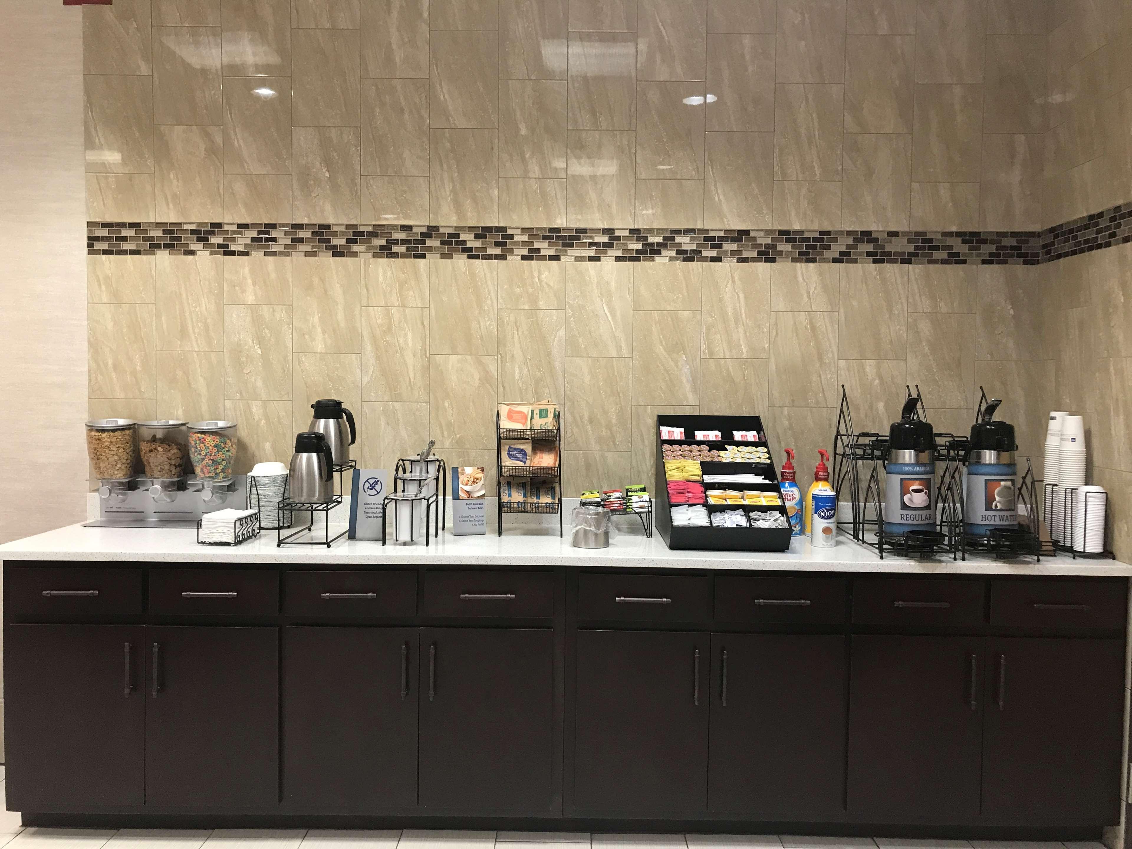 费耶特维尔贝斯特韦斯特酒店 Fayetteville 外观 照片