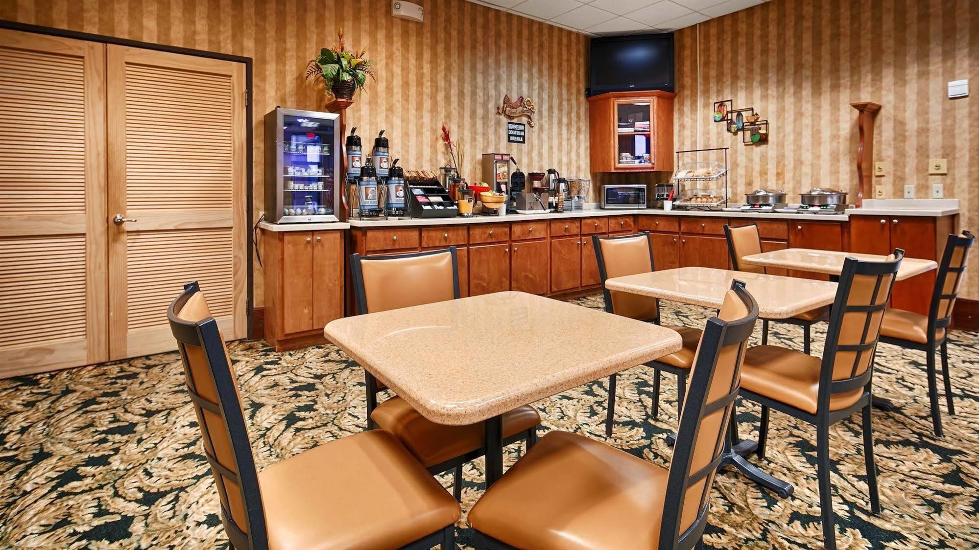费耶特维尔贝斯特韦斯特酒店 Fayetteville 外观 照片